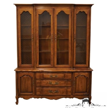 THOMASVILLE FURNITURE Tableau Collection Country French 62" Lighted Display China Cabinet 8561-420 