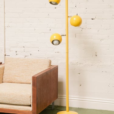 Yellow Vintage 3 Headed Lamp