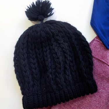 Perfect Vintage 50s 60s Chunky Black Crochet Wool Winter Hat with Tassel 