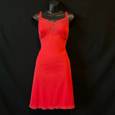 1950s red lace slip embroidered full slip Lorraine 36 