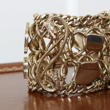 vintage 1950s 60s novelty dragon bracelet • oversized gold-tone chain PIK NYC link bracelet 