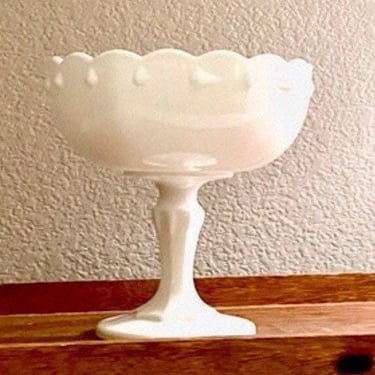 Vintage Footed Pedestal Milk Glass Compote Fruit Bowl 