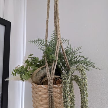 Vintage Beige Macrame Plant Hanger 