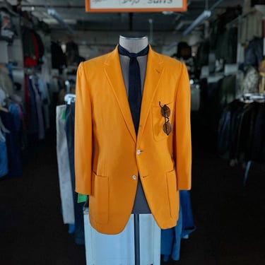 Size 38 Vintage 1950s 1960s 3 Roll 2 Orange Cashmere Patch Pocket Sport Coat Sak’s Fifth Avenue 2229 