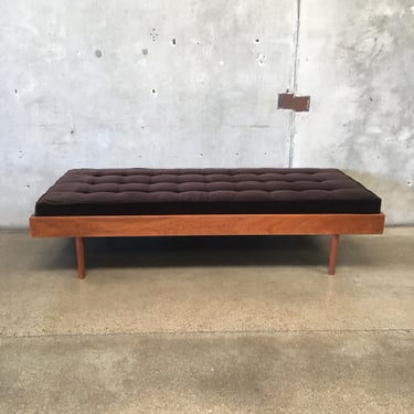 Mid Century Modern Daybed