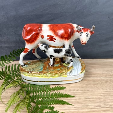 Staffordshire brown cow with black spotted calf figurine - antique decor 