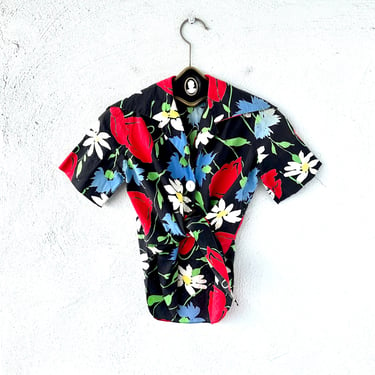 Vintage 1940s Large Collar Hawaiian Shirt 40s Black Florals Top 