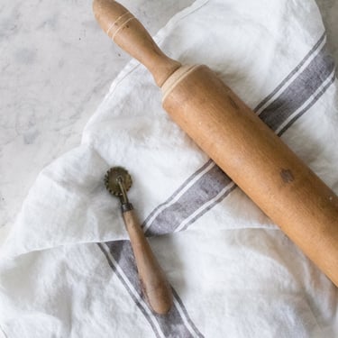 Vintage Rolling Pin, Pastry Cutter & Linen Kitchen Towel