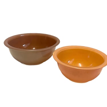 Vintage Pyrex Autumn Nesting Bowls Set Perfect for a Housewarming Gift 