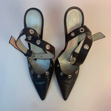 Grommet wrap ankle pointy heels, ankle wrap heels, grommet stud heels, pointy 90’s kitten heels 