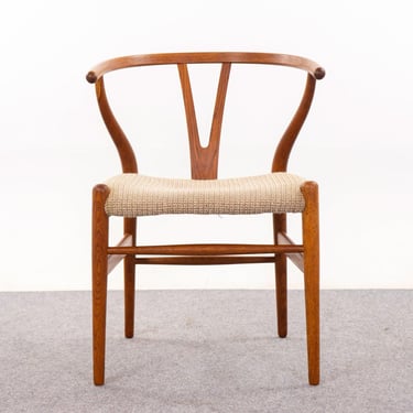 Oak CH24 Wishbone Chair by Hans Wegner - (D1258) 