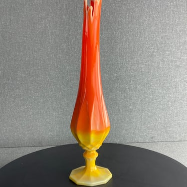 23-1/2”-inch L.E. Smith Bittersweet “Dominion” Swung Glass Vase 