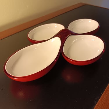 Guzzini Snack Bowls in Red Acrylic | Midcentury Modern Italian Designer 