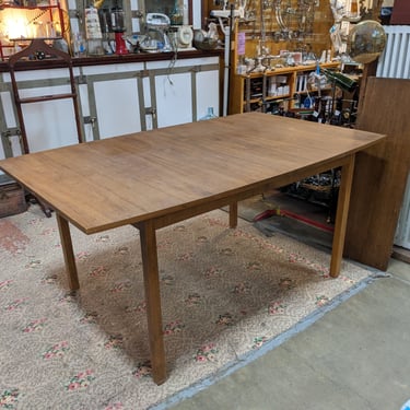 1960's MCM Walnut Veneer Dining Table 64 x 40 x 29.5