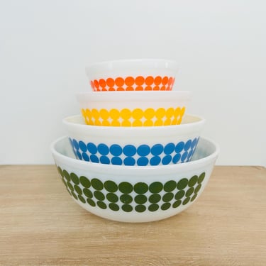 Vintage Pyrex Polka Dot Mixing Bowl Set #401, 402, 403, 404 - As Is Condition - Please Read 