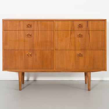 POUL HUNDEVAD CREDENZA