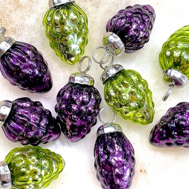 VINTAGE: 5pc - Small Thick Mercury Glass Ornaments - Kugel Style Christmas Ornaments 