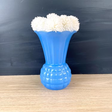 Anchor Hocking pineapple vase with periwinkle blue fired on finish - 1950s vintage 