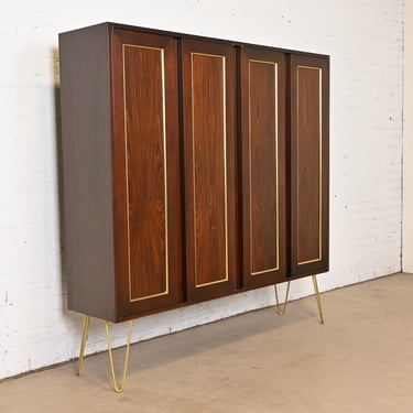 Harvey Probber Mid-Century Modern Rosewood and Brass Bookcase Cabinet, 1960s