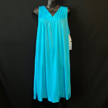 vintage peignoir set vanity fair turquoise nightgown and robe XL NOS 