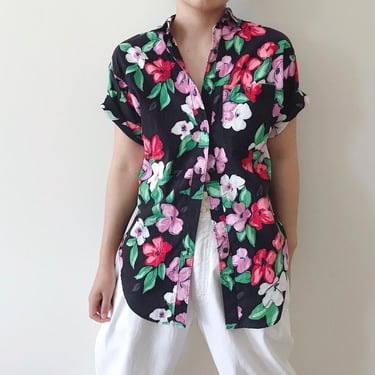 vintage blouse vintage shirt vintage top button down floral black pink red short sleeve tropical vacation size S/M 
