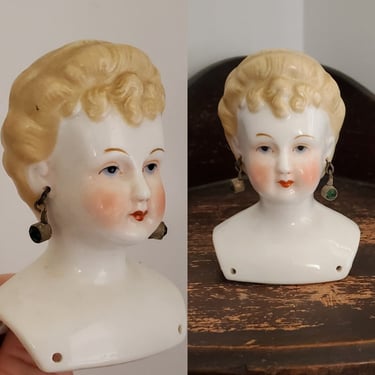 Antique Blonde China Doll Head with Visible Ears and Earrings - 3