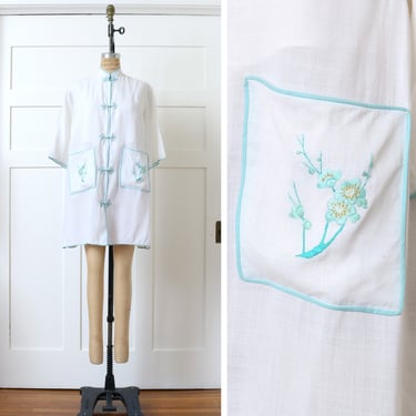 vintage 1960s embroidered cherry blossom robe • lightweight white & turquoise blue cotton house coat ~ jacket 