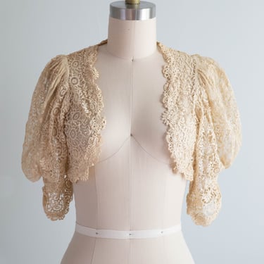 Exquisite Hand Tatted Lace Bolero From The 1900's / XS