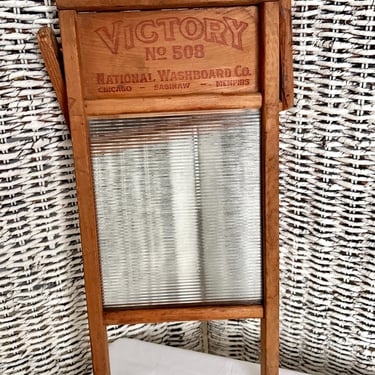 Vintage Wash Board, Rustic, Ridged Glass, Old Wood Frame, Washboard, Victory Advertising, Rustic Chippy 