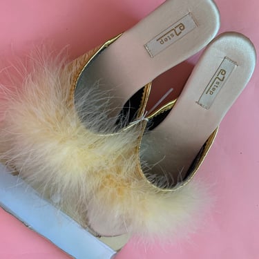 Vintage Deadstock 80s Feather Slip Ons 