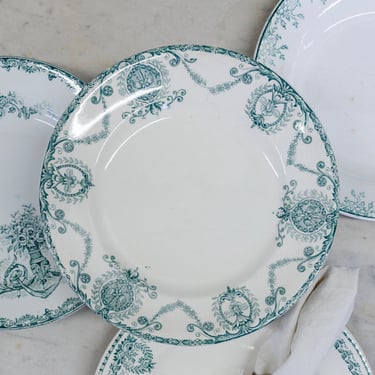 antique french société pierrefonds transferware dinner plates, matching set of 18