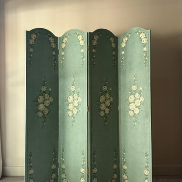 Floral room divider | Good Behavior Home | Brooklyn, NY
