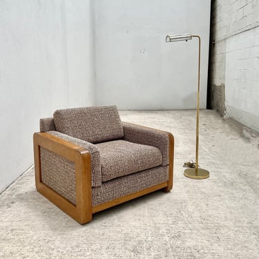 Nubby Fabric Wood Frame 70s Club Chair