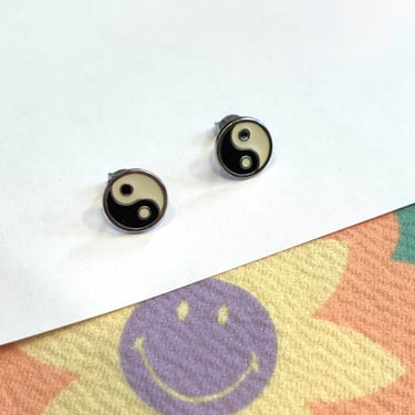 Yin Yang Studs