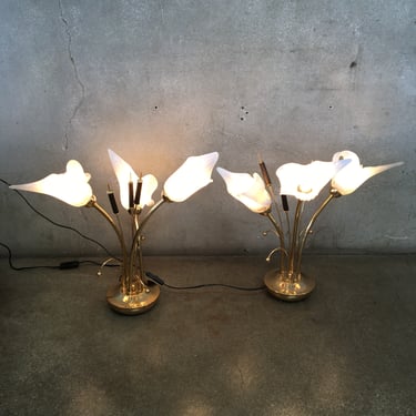 Pair of Mid Century Tulip Lily Lamps