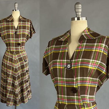 1950s Plaid Dress / 1950s Dress with Large Diagonal Buttons / 1950s Day Dress / Size Medium 