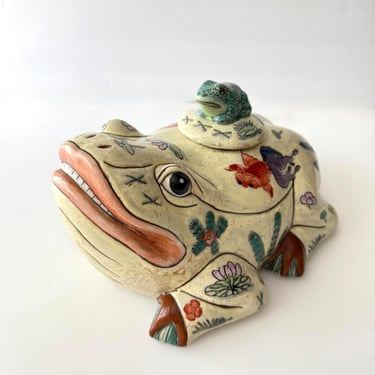 Mid Century Ceramic Frog Lidded Box 