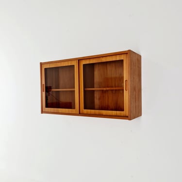 Mid century Danish teak hanging showcase Cabinet, sideboard By hundevad, 1960s 