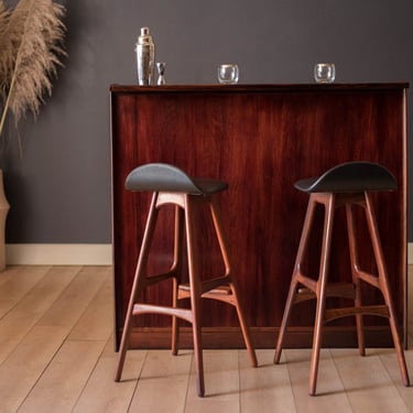 Pair of Rosewood Danish Bar Stools by Erik Buch for Oddense Maskinsnedkeri 