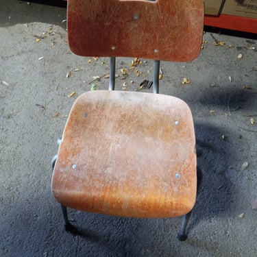 Vintage School Chair 18x18.5x29.5