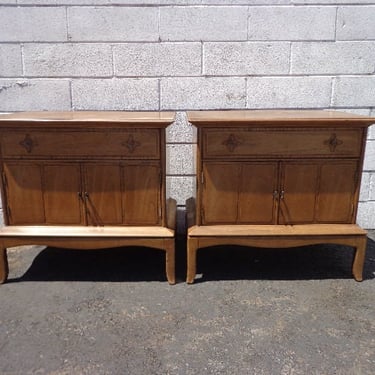Pair of Nightstands by Thomasville Mid Century Furniture Bedside Tables Retro Modern Storage Media Vintage Boho Chic CUSTOM PAINT AVAIL 
