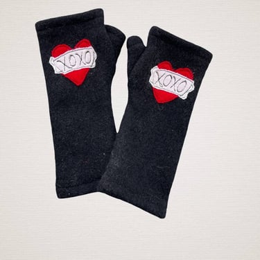 Fingerless Cashmere Gloves-Tattoo Heart XOXO