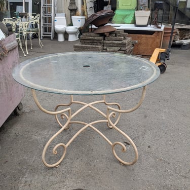 Glass Round Picnic Table 42 x 28.5