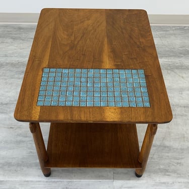 Lane Monte Carlo Mid-Century Modern End Table W/Rare Blue Italian Tile Inlay  (SHIPPING NOT FREE) 