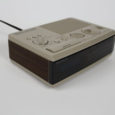 Vintage 80s Sony Dream Machine Alarm Clock - Digital Alarm Clock Radio - Faux Wood Grain & Tan 