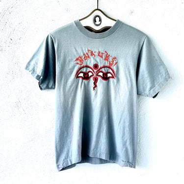 Vintage 90s Embroidered Single Stitch Shirt Buddhist Eyes 1990s Nepal Tshirt Top 