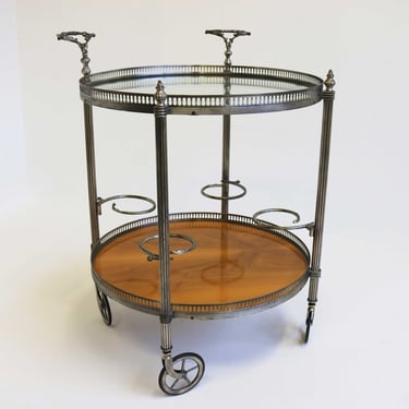 Mid-century Round Silver Bar Cart Clear Glass and Wood Four Bottle Holders and Two Handles Vintage Serving Trolly Tea Cart Side Table 1950s 