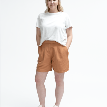 the Cotton &amp; Linen Pleated Shorts