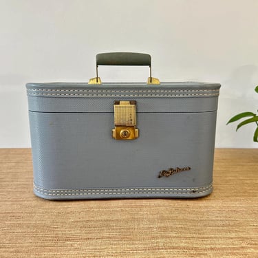 Starfrost blue train case - Baltimore Luggage Co. | NextStage