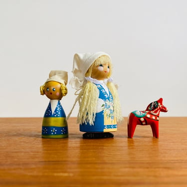 Vintage Swedish dala horse and two wooden girl figurines / instant collection of traditional handmade wood miniatures 